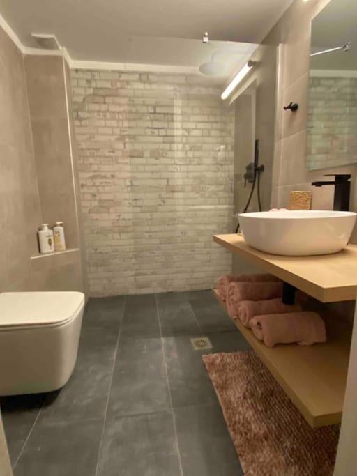 Dream Home Serres Romantic Living Bagian luar foto